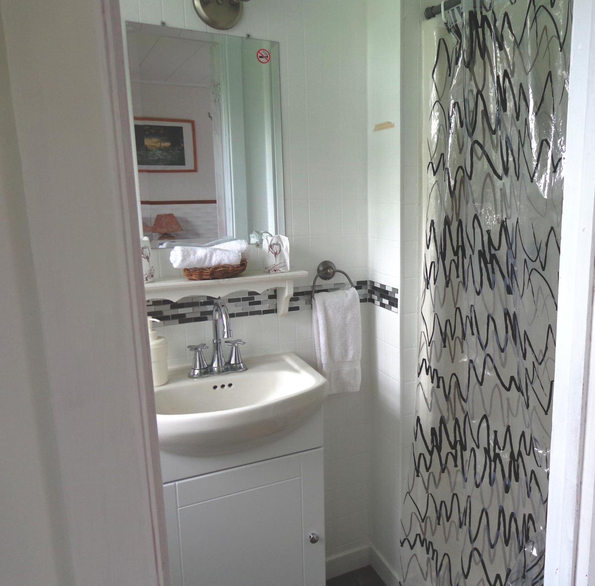 Motel des Deux Lacs Waterloo Extérieur photo